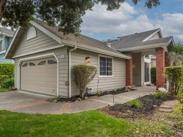 380 Greenbrier Rd, Half Moon Bay, CA 94019