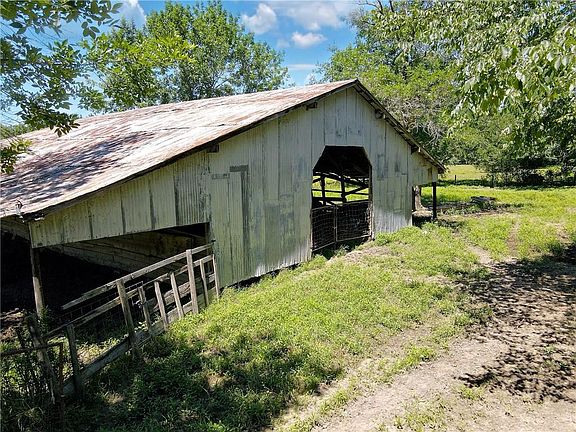 3rd image of 17291 E Highway 28