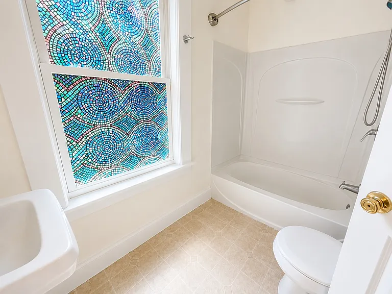 60 Pearl St #2 — Photo 7