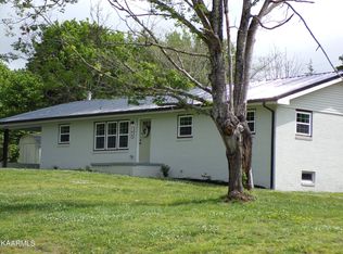 194 College Park Rd, La Follette, TN 37766