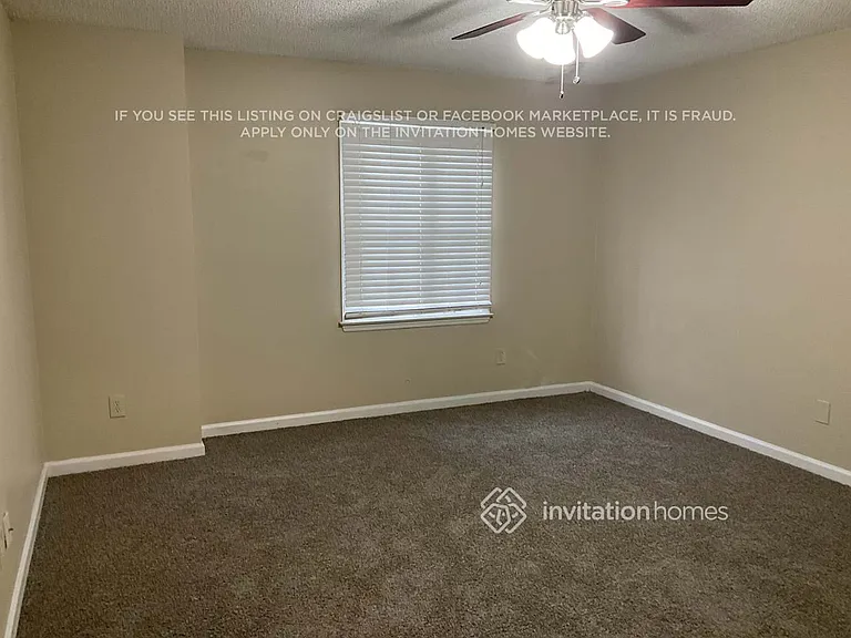211 Whisperwood Ln NW — Photo 6