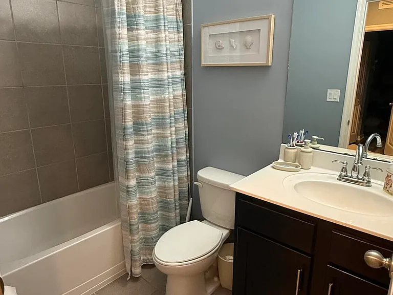 3332 NW 10th Ave — Photo 28