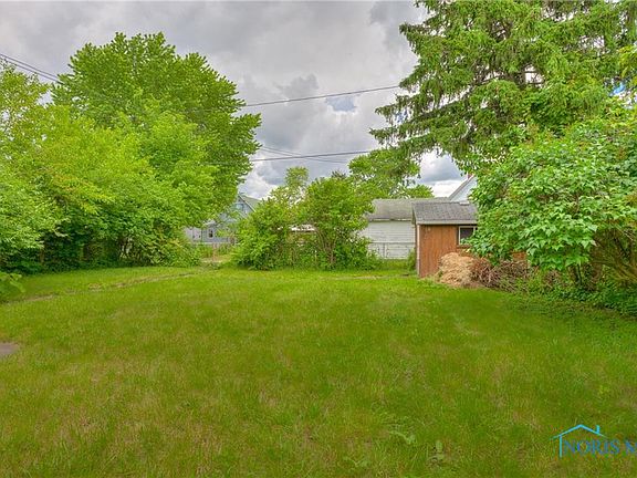 3rd image of 166 Osborne St