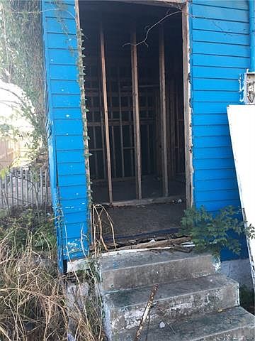 1st image of 3008 Eagle St