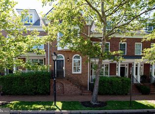 958 N Washington St, Alexandria, VA 22314