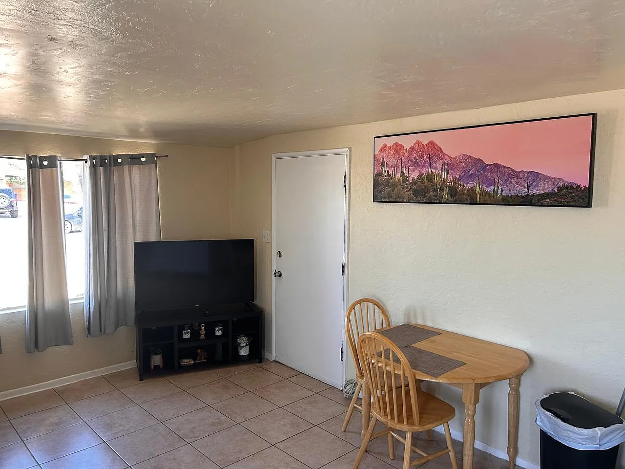 1 bed, $795 — Photo 2
