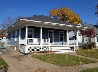 2332 W Pleasant St, Davenport, IA 52804