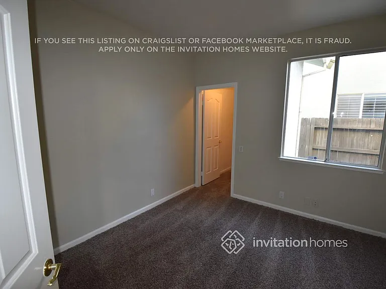 8107 Helmsdale Dr — Photo 15