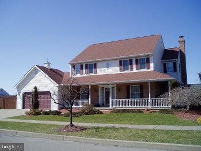 108 Estate Blvd, Hazleton, PA, 18201