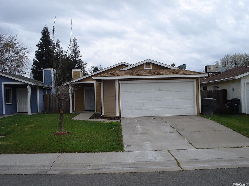 1st image of 22 Ashley Oaks Ct