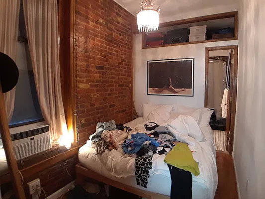 Rented by Vanderborgh Realty  | media 9