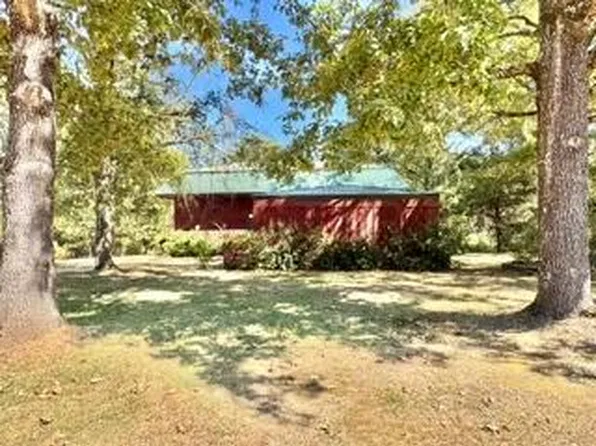 1458 Maben Starkville Rd, Maben, MS 39750