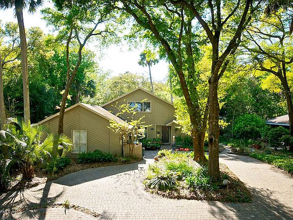 2nd image of 1820 Tierra Verde Dr