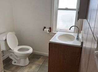 606 W 17th St APT 1, Erie, PA 16502