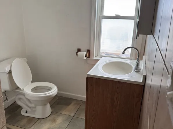 606 West 17th 4 unit, 606 W 17th St #4, Erie, PA 16502