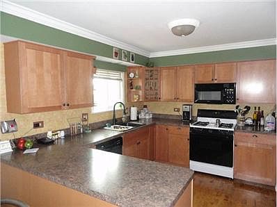 5th image of 1510 Kennedy Dr