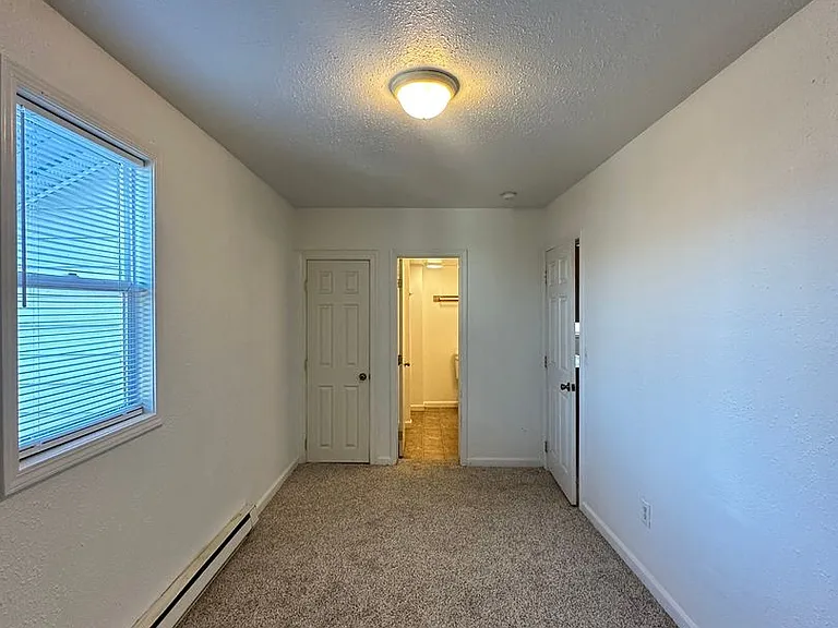 227 S Chelan Ave — Photo 6