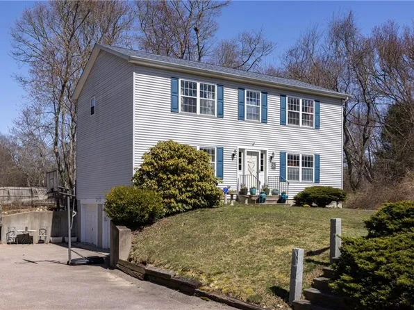 4595 Old Post Rd, Charlestown, RI 02813