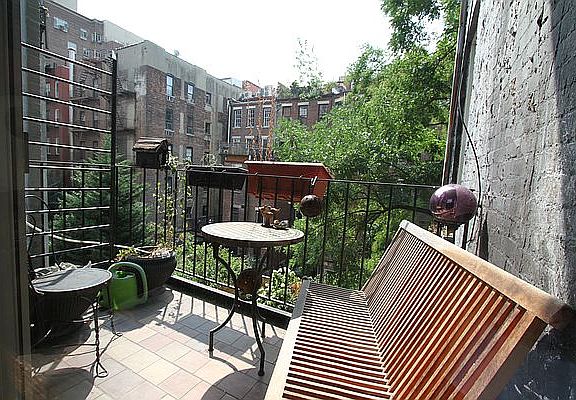 3rd image of 54 W 85th St APT 2B