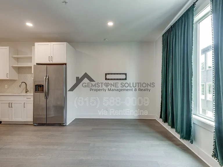1041 E Trinity Ln #218 — Photo 19