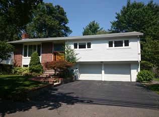 84 Vine St, Newton, MA 02467