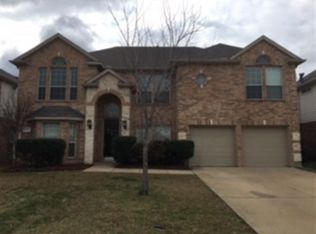 5267 Woodfield Dr, Grand Prairie, TX 75052