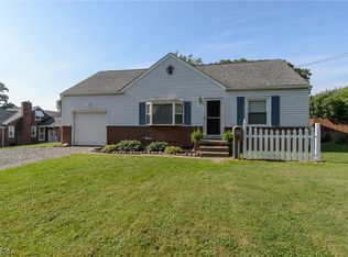 4330 Lake Heights Blvd NW, Canton, OH 44708