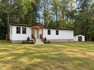 2141 Hosier Rd, Suffolk, VA 23434