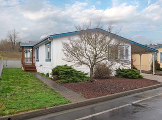 136 Blue Heron Dr, Longview, WA 98632