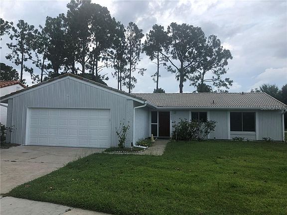 2nd image of 10640 Windsor Ct