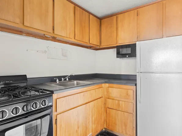 180 Park Row image 11 of 17