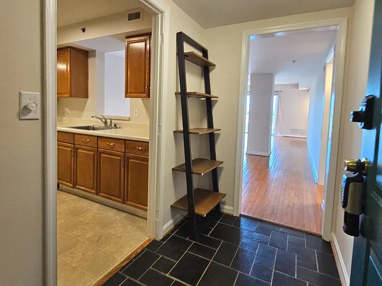 505 E Braddock Rd #608 — Photo 8