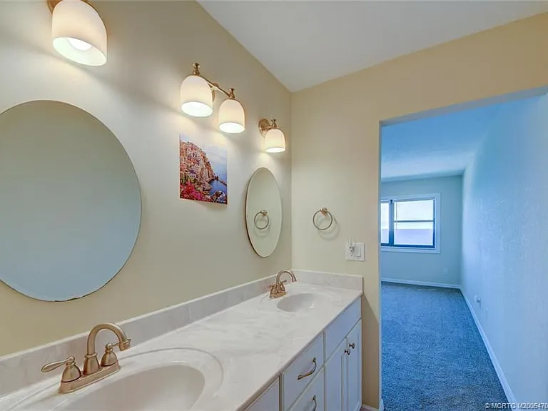 10044 S Ocean Dr #1202 — Photo 27