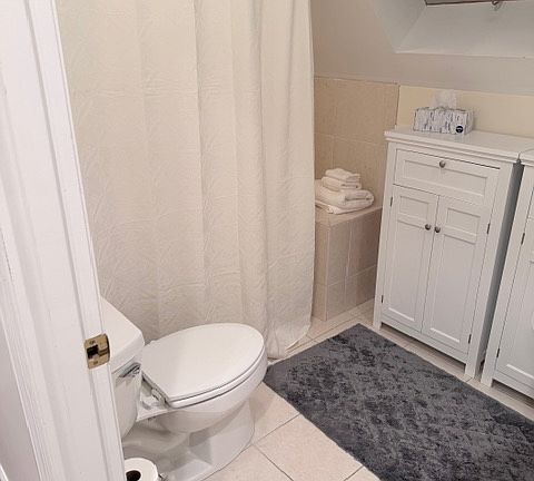 5th image of 32 Village Green Dr