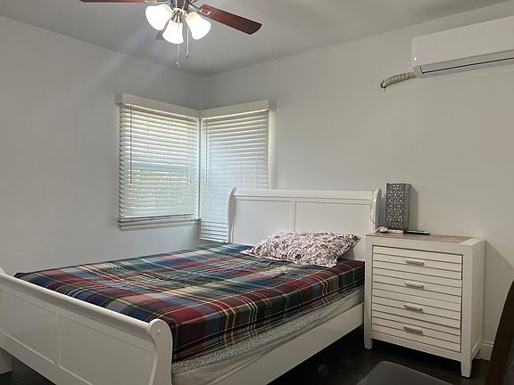 5th image of 9012 Hermosa Dr