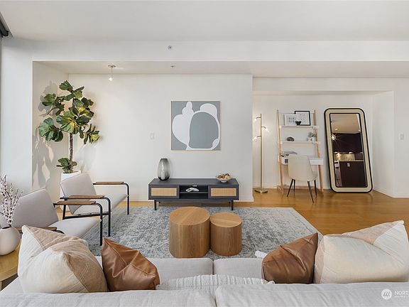 5th image of 500 106th Avenue NE #3309