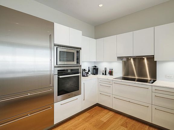 2nd image of 50 S 16th St Unit 4906