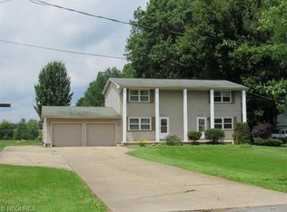 5507 Ridge Rd, Cortland, OH 44410