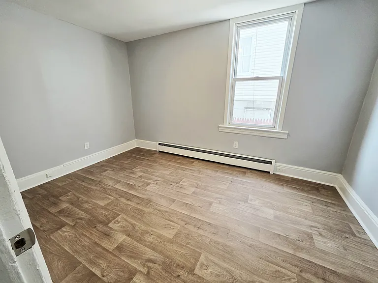 130 Grant Ave #1 — Photo 10
