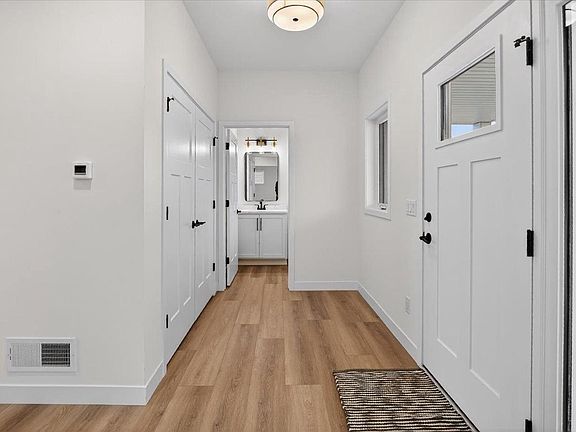 5th image of 5613 Glorious Drive