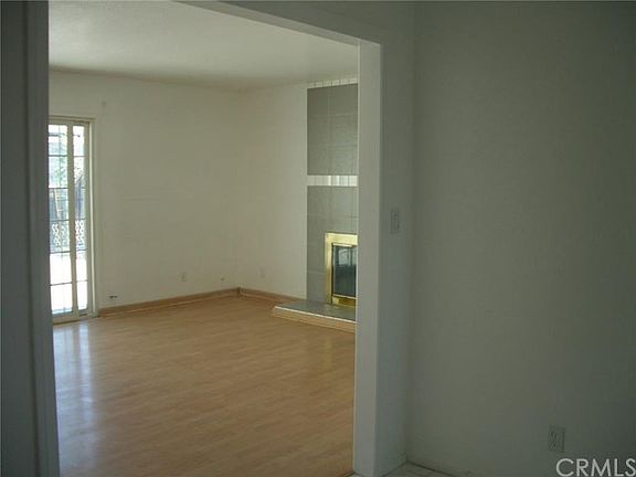 5th image of 1820 Nowell Ave