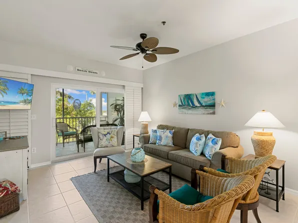 140 Palm St #305, Marco Island, FL 34145