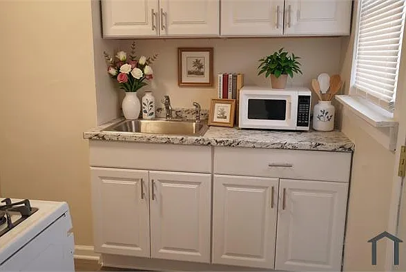 2 bed, 900 sqft, $1,147 — Photo 3