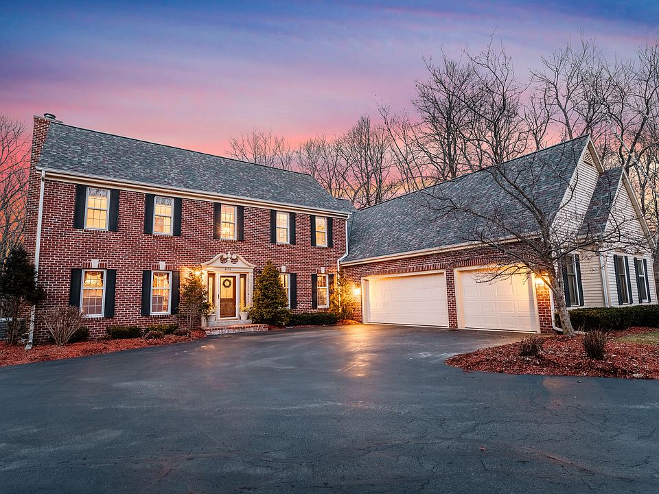 1st image of 4634 N Lake Club Cir