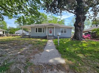 1329 Porter St, Chesapeake, VA 23324