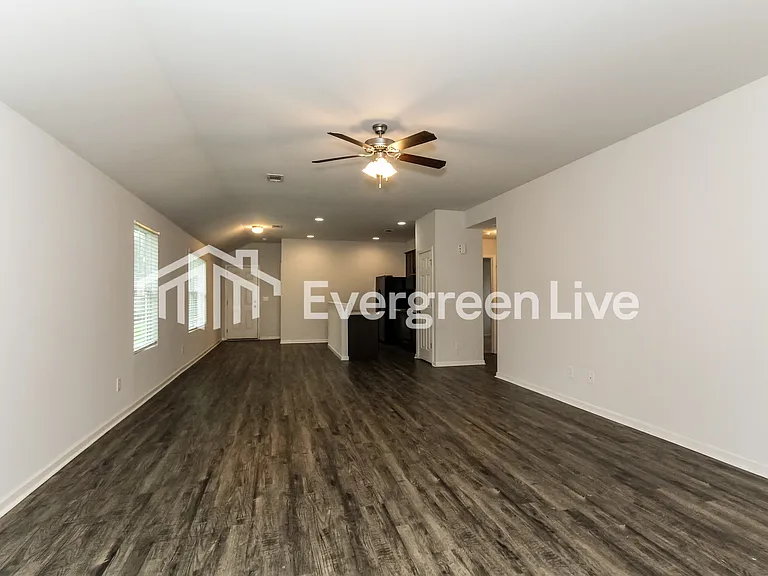 12407 Waterbury Dr — Photo 4