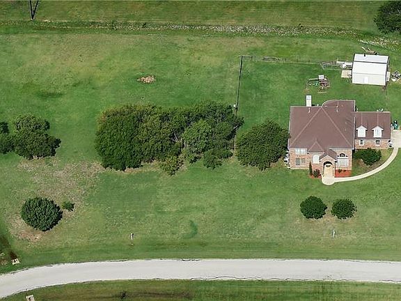 2nd image of 6269 Moss Rose Ln