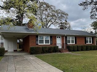 2805 Crockett Dr, Greenville, NC 27858