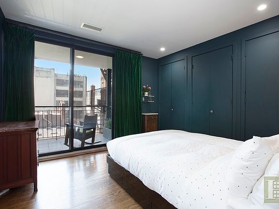 5th image of 268 Wythe Ave APT 4A