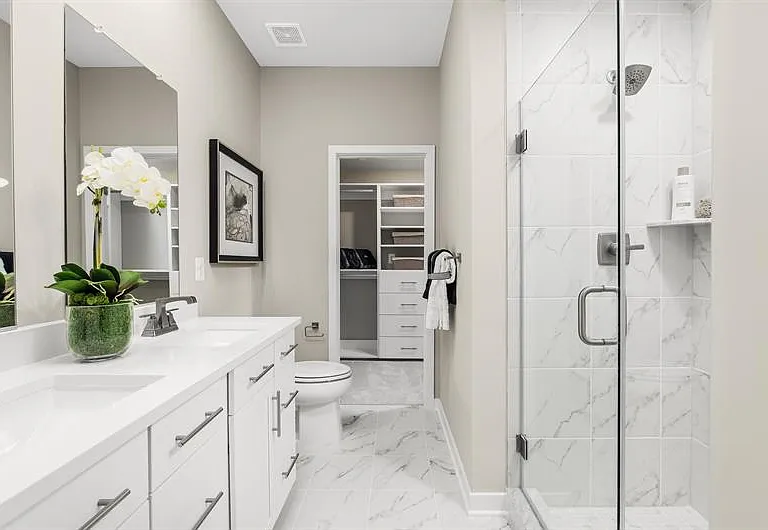 1341 Aspen St NW — Photo 4